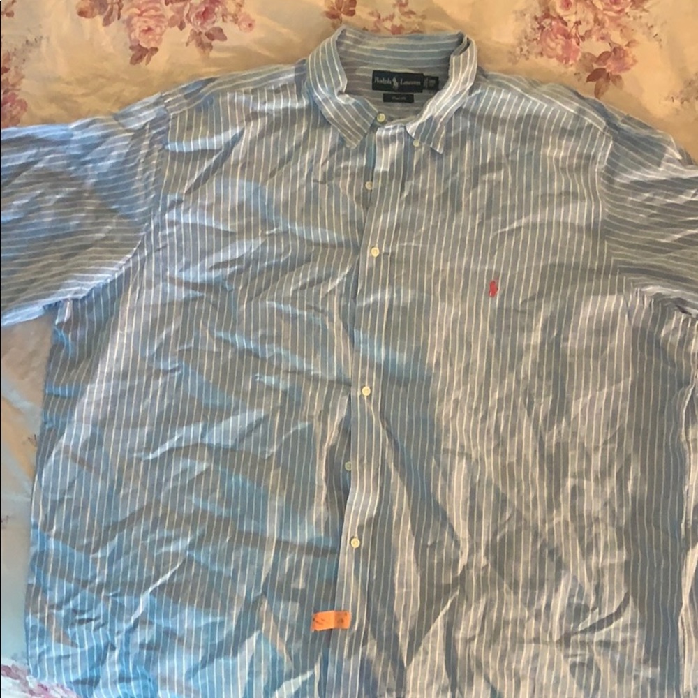 Short sleeve button up collar Polo shirt